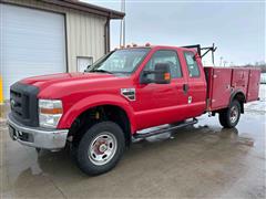 2010 Ford F350 XLT Super Duty 4x4 Extended Cab Service Pickup 