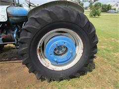 items/fcd09ee8ee4aef11b4ad0022488ff517/1962fordsonsupermajor2wdtractor_151d45a4001d4cfe996b31c4d8ae8d40.jpg