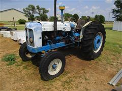 1962 Fordson Super Major 2WD Tractor 