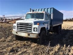 1980 International S1900 T/A Grain Truck 