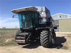 1996 Gleaner R62 Combine 