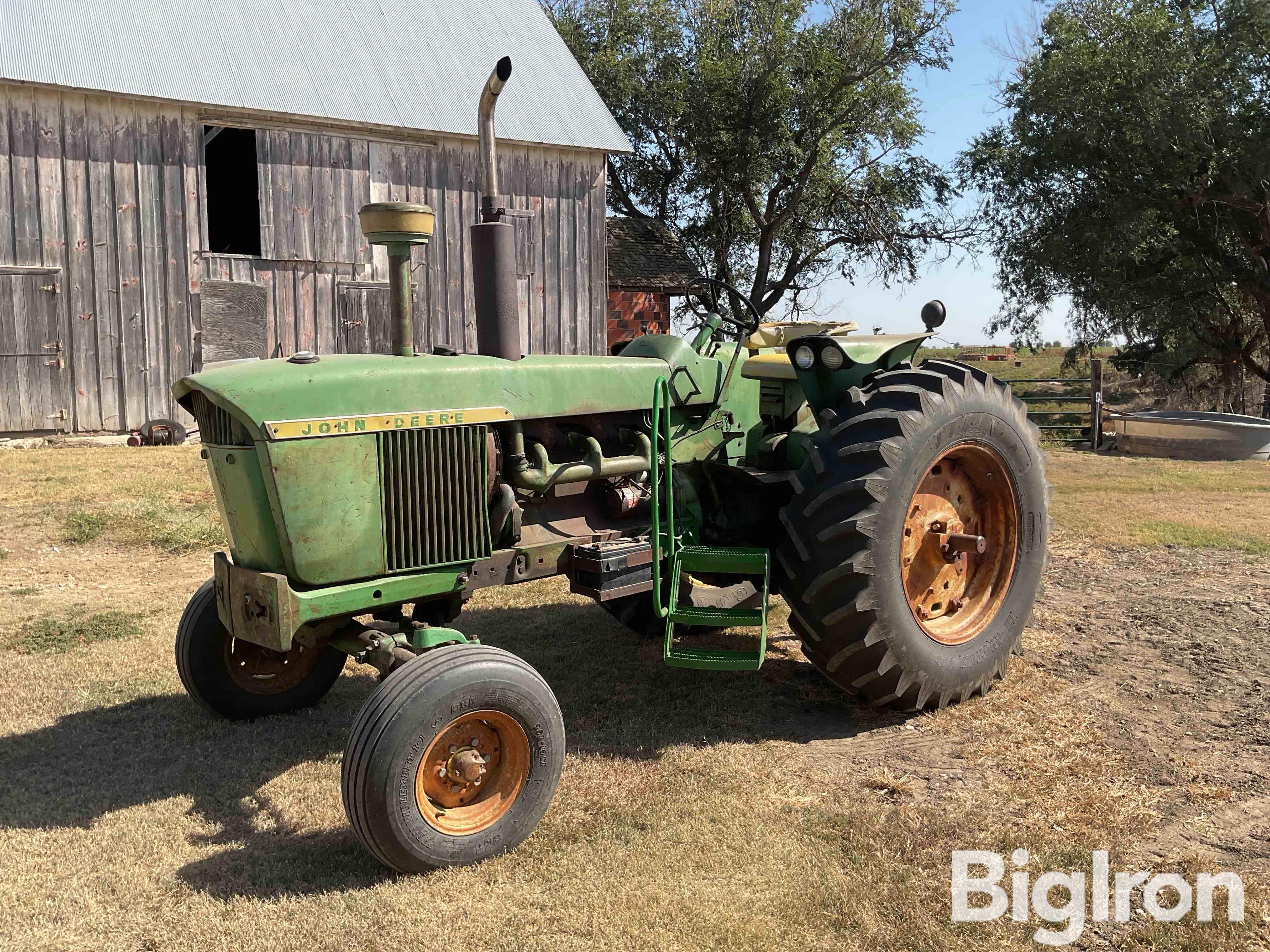 1961 John Deere 4010 2WD Tractor 