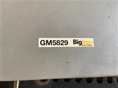 GM5829 (1).JPG