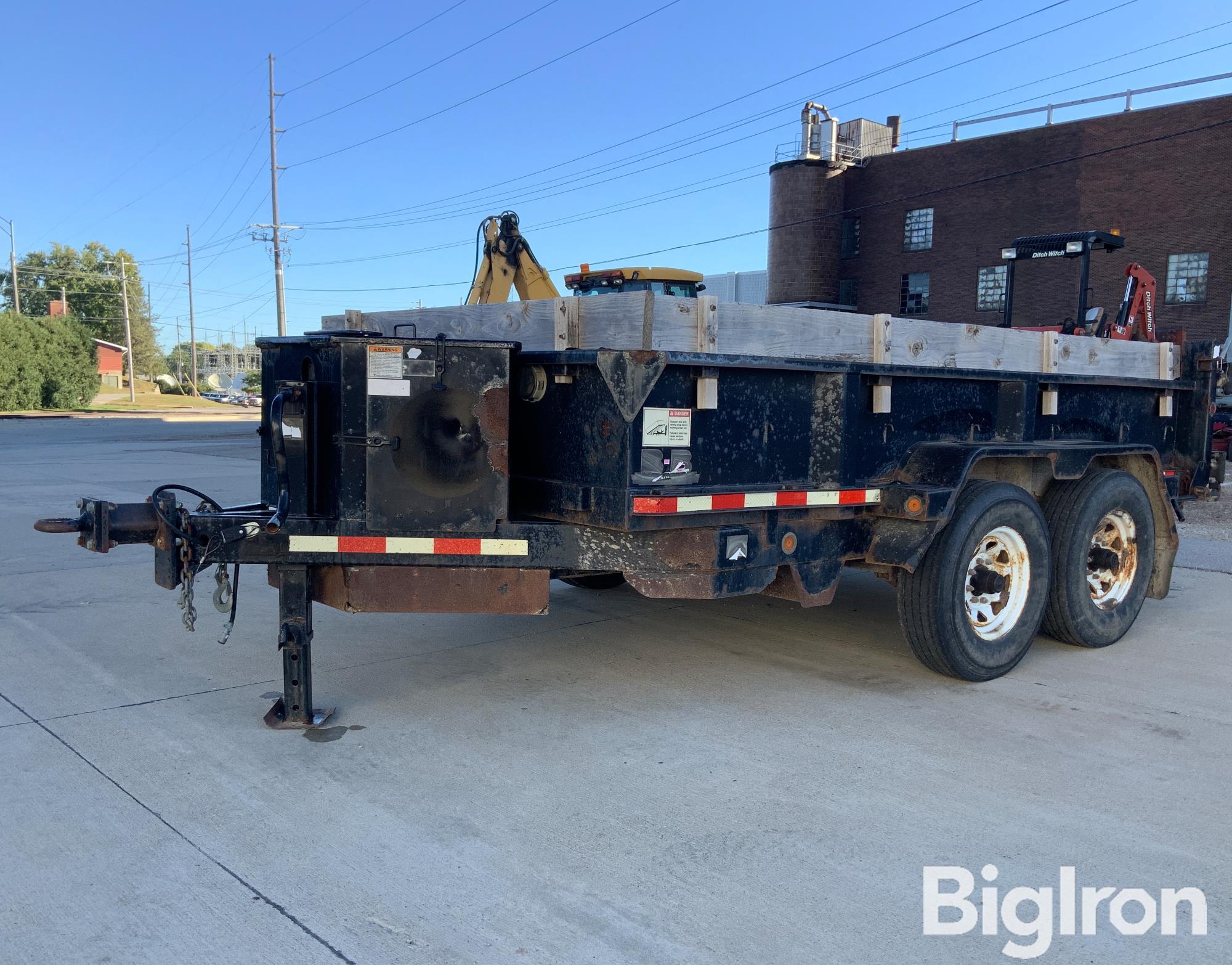 2012 B&B T/A Hydraulic Dump Trailer 