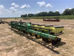 John Deere 1720 MaxEmerge Plus 12R38” Planter 