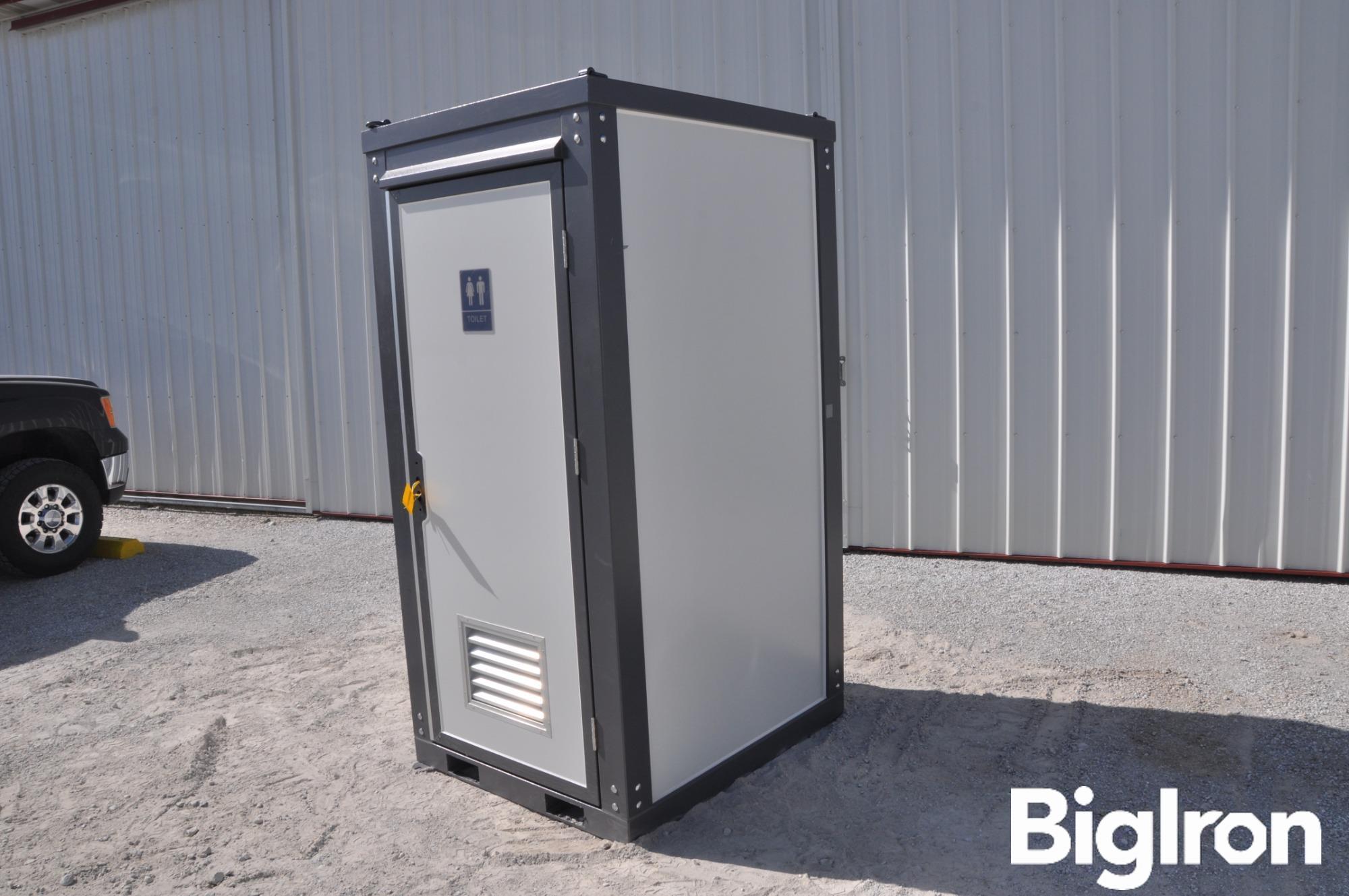 2024 Bastone L1300xW1100xH2360mm Mobile Toilet 