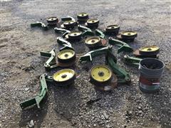 items/fe010ade3fb5ed119ac40003fff922e3/johndeere1775ntliquidfertilizeropeners-2_07a3adad1a2740d5bf5a8d5151f00d61.jpg