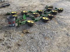 items/fe010ade3fb5ed119ac40003fff922e3/johndeere1775ntliquidfertilizeropeners-2_cc1bbd123e164cef89179ffb02ecc664.jpg