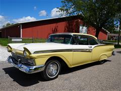 1957 Ford Fairlane 500 