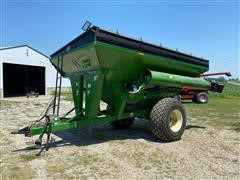 Brent 880 Grain Cart 