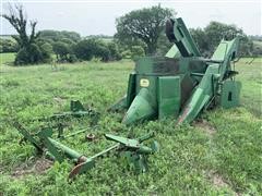 John Deere 237 Corn Picker 