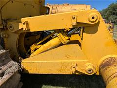 items/fe9109c89313ee11a81c000d3a3cac62/caterpillard7gtrackeddozer_b1318ee03de84d479bc6c52a6a6ee97b.jpg