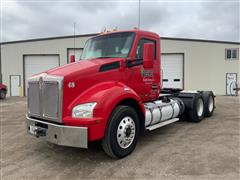 2018 Kenworth T880 T/A Day Cab Truck Tractor 