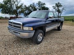 1995 Dodge RAM 1500 4x4 Extended Cab Pickup 