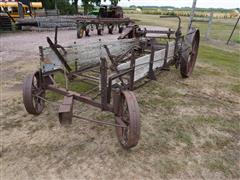 John Deere 9'x40" Manure Spreader 