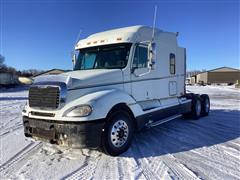 2005 Freightliner Columbia 120 T/A Truck Tractor 