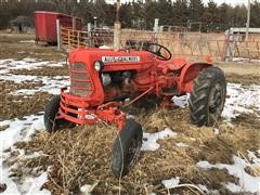 1962 Allis-Chalmers D12 2WD Tractor (INOPERABLE) 