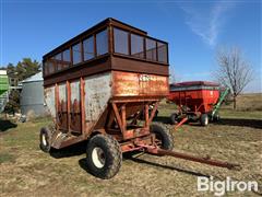 M&W Lil Red Wagon 300B Harvest Wagon 