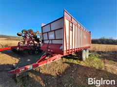 Meyer 8126RT Big Boss Forage Wagon 